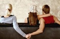 infedelta coniugale tradimenti in aumento per colpa di facebook e della pausa 1